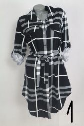 Csinos kockás ruha-elöl végig gombos  S, M, L 