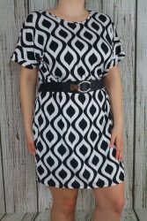 Csinos mintás ruha      L/XL, 2XL/3XL, 4XL/5XL    - három  színben