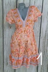 Nagyon csini mintás ruha M/L és XL/XXL