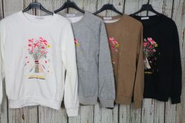 Színes-virágos díszítésű felső S/M és L/XL