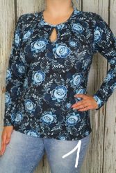 Nagyon csinos virágos felső cseppkivágással 