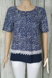 Csinos mintás felső horgolt betéttel  M,L,XL,2XL,3XL,4XL