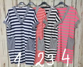 Nagyon csinos csíkos zsebes ruha L/XL és 2XL/3XL