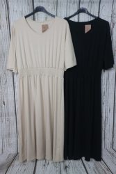 Nagyon csinos nagyobb méretű hosszú ruha, dereka gumírozott 